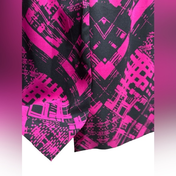 Emma & Michele Pink and Black Midi Dress - Picture 5 of 9